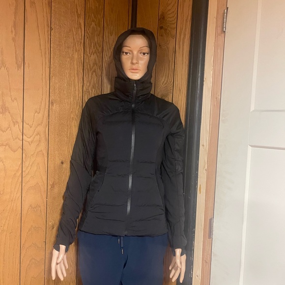 Lululemon" Down For lt All Jacket - Picture 6 of 16